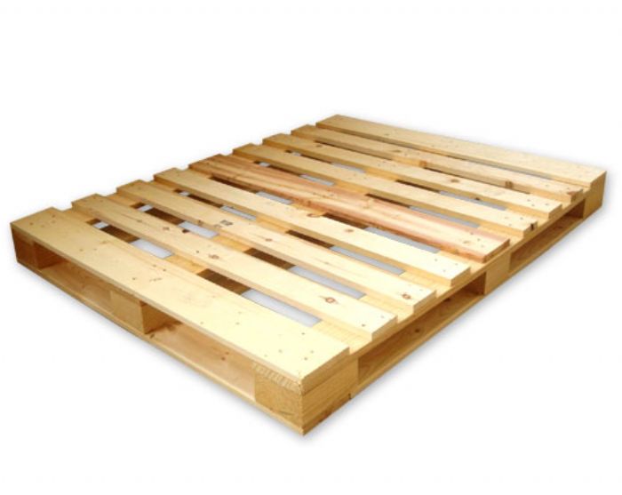 TARIMAS DE MADERA Y PLASTICO